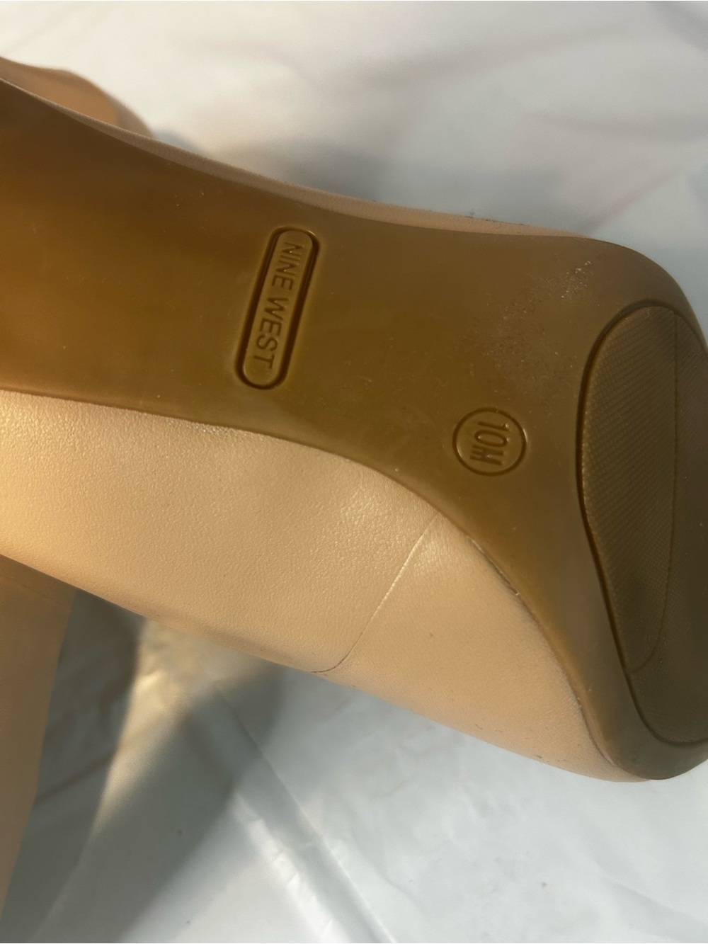 Nine West Cream Pumps Size 10 Genuine Leather - Picture 11 of 12